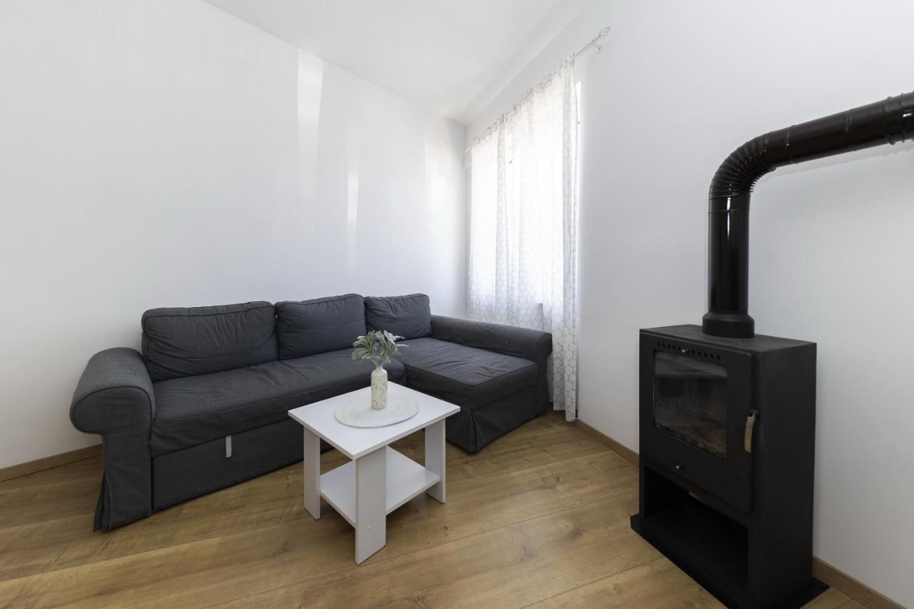 Apartments 23 And 25 With Free Private Parking 扎达尔 外观 照片