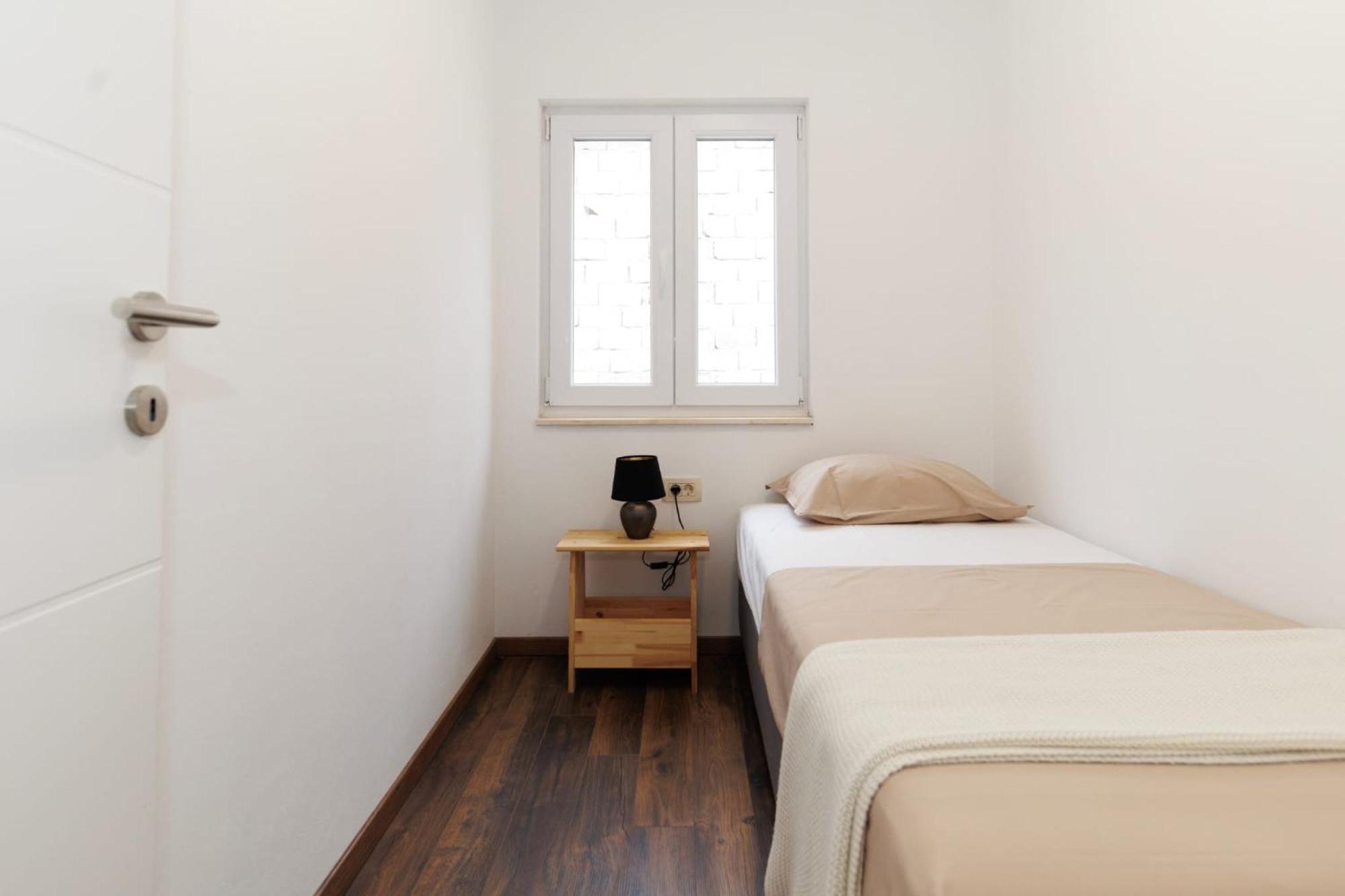Apartments 23 And 25 With Free Private Parking 扎达尔 外观 照片