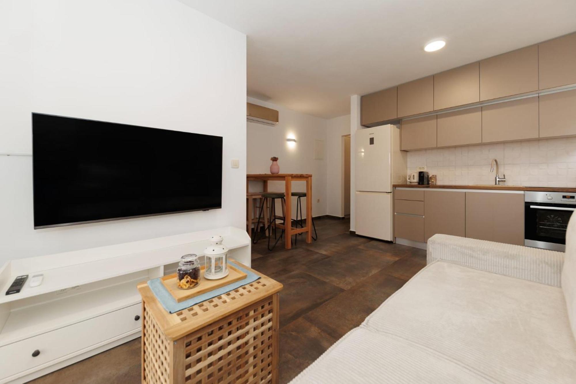 Apartments 23 And 25 With Free Private Parking 扎达尔 外观 照片